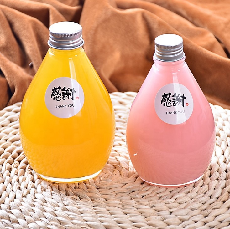 OSHOW Wholesale 350ml 500ml Bulb shaped Unique Design Cute Creative Glass Bottle for Juice Milk Tea Coffee