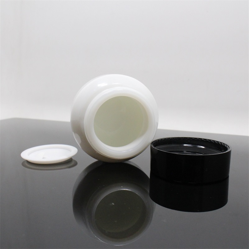 Oblique shoulder shape 15g 30g 50g cosmetic empty packaging glass cream jar envases cosmeticos with competitive price