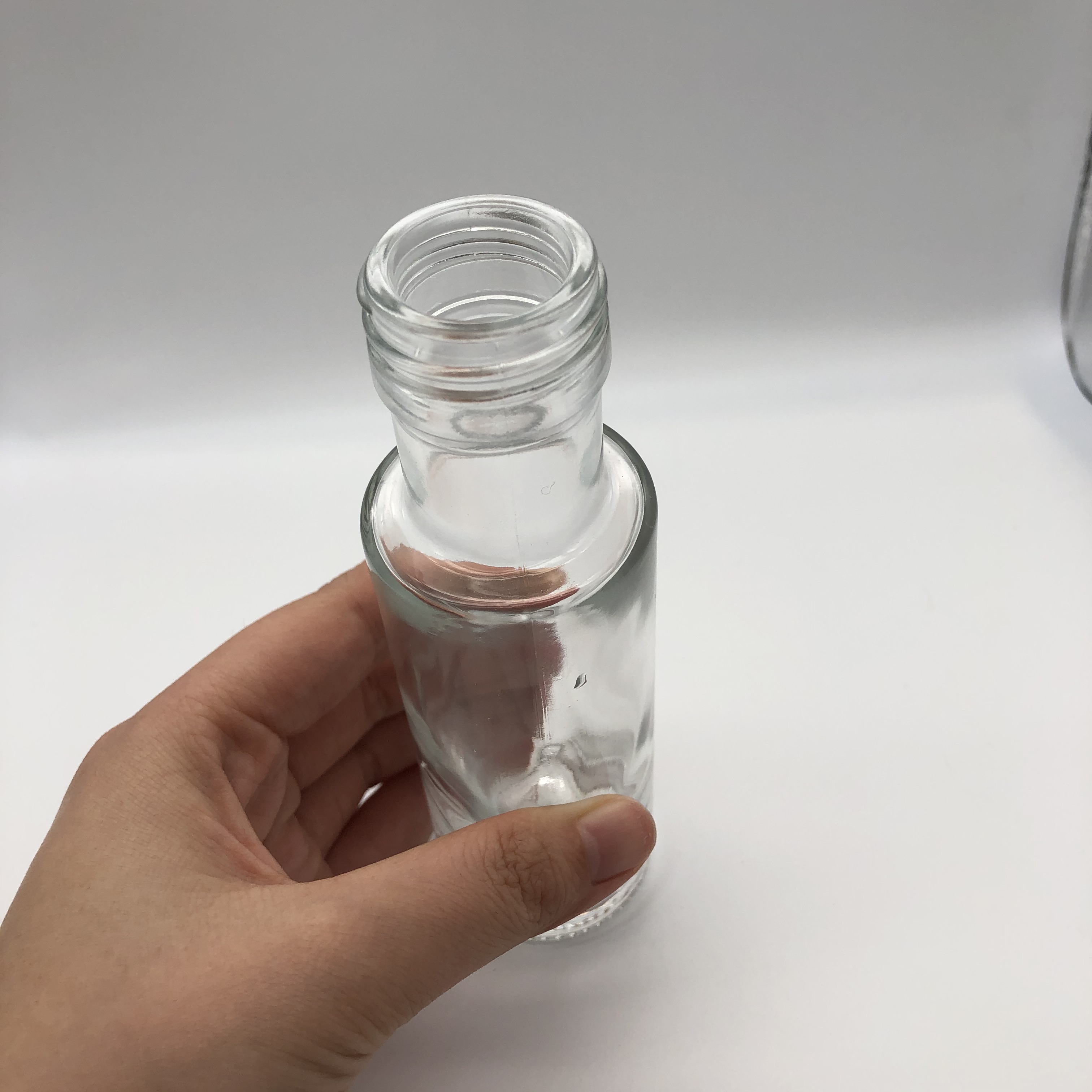 Oil Bottle Olive Custom Wholesale 250ml 100ml Clear Glass Essential Oil Cooking Oil CROWN Cap Hot Stamping