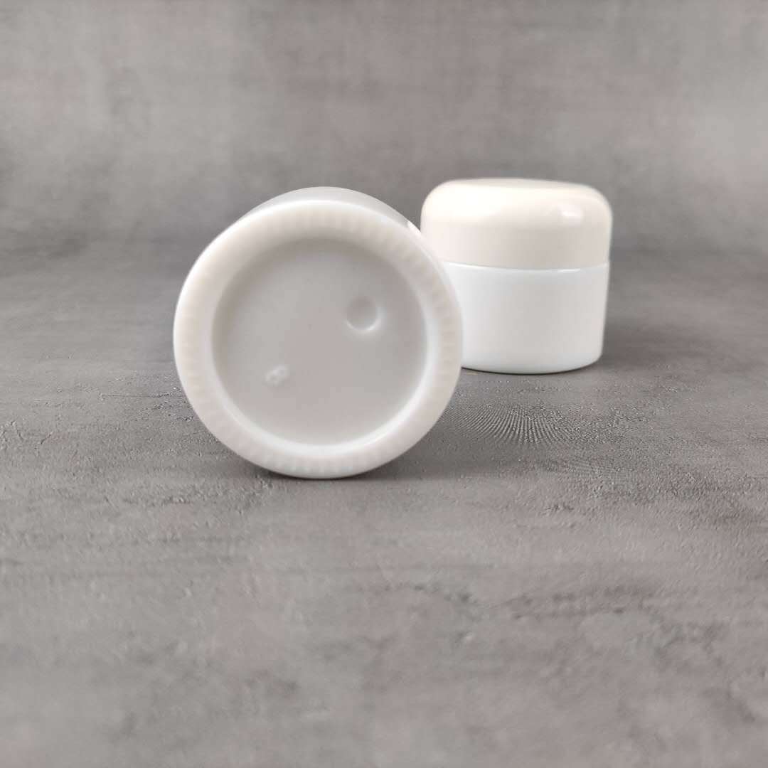 Opal White Ceramic Cosmetic Packaging Glass Jar 15g 30g 50g 100g for Skin Care Cream