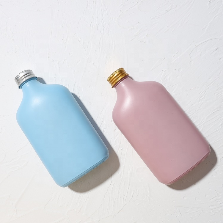 Opaque Custom Color UV Protection 200ml 500ml Flask Glass Coffee Bottle Flat Shaped Bottles With Screw Cap Middle East