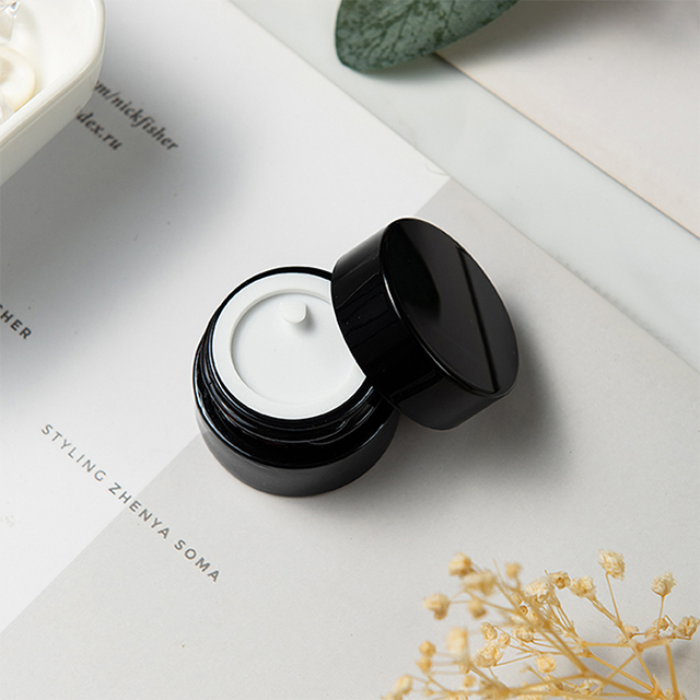 Original Design Cosmetic Container Pp Material 20g 50g 100g 250g Sliver Edge Cream Jar Plastic With Pp gasket