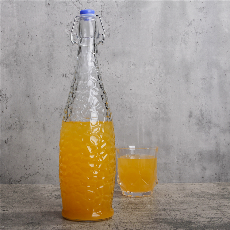 Outside engraved standrad glass bottle in promotion