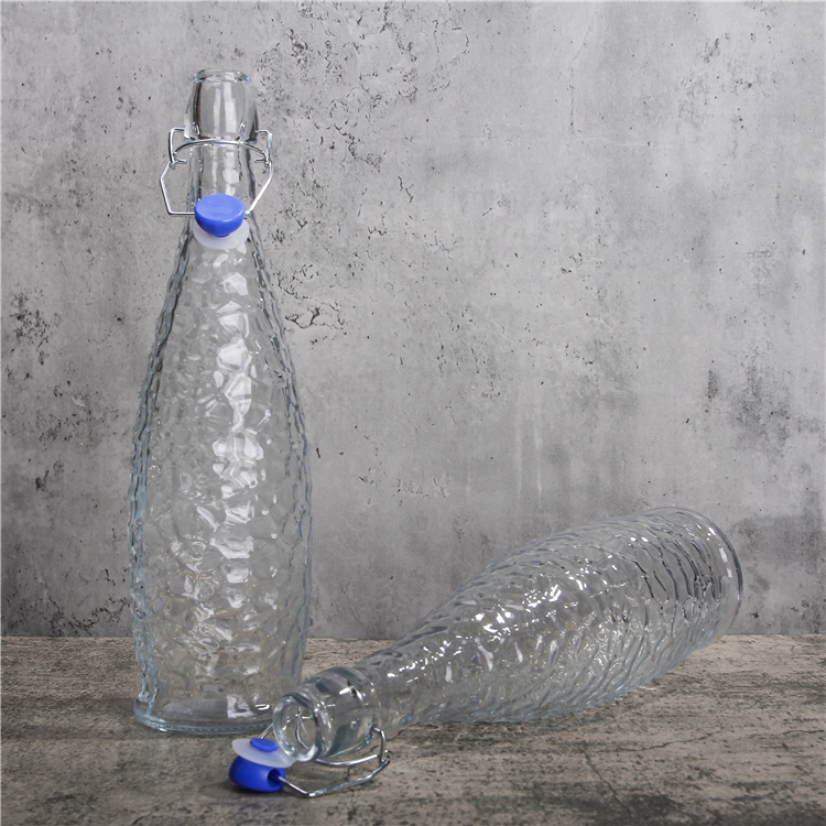 Outside engraved standrad glass bottle in promotion