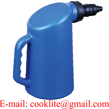 PE Plastic Translucent Oil Dispenser with Lid and Cap 8 Quart Oilcan Graduated Oil Measuring Jug