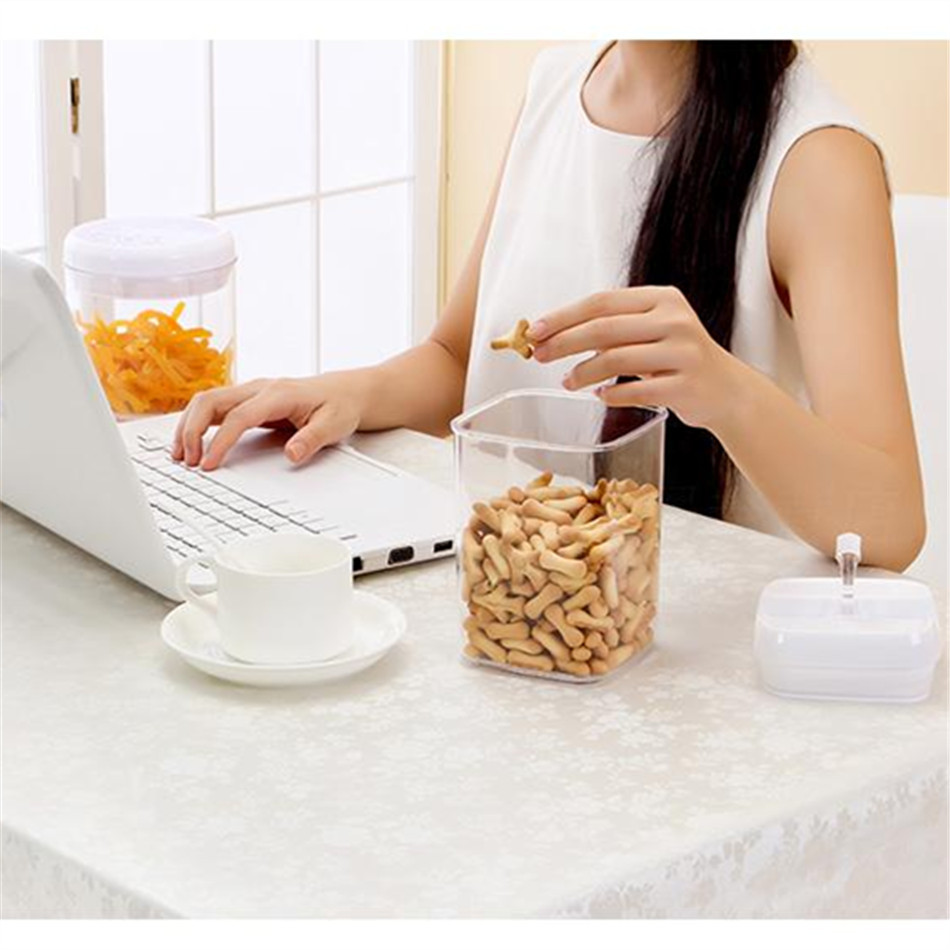 PS PP Clear Plastic Food Dispenser Container With Sealed Easy-Locking Lids For Organization Nuts Grains Cookie