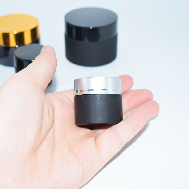 Packaging glass container cosmetic 30g matte black glass jar with aluminum lid