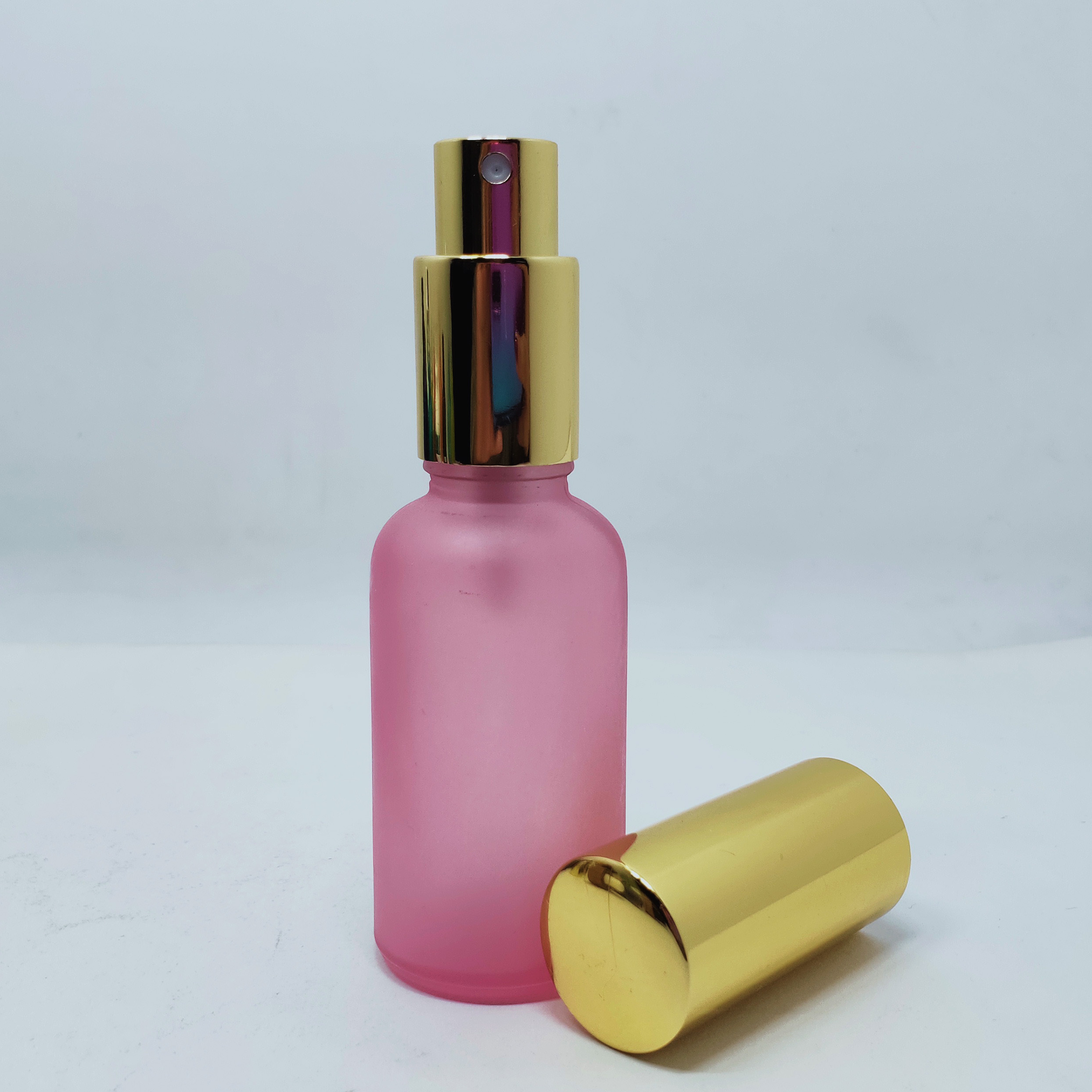 Painted Matte Pink Perfume Bottle Glass Spray With Rose Gold Cap