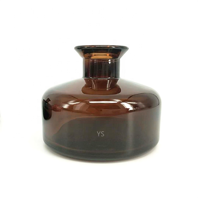 Painting Black Color 180ml Reed Diffuser Aromatherapy Glass Bottle With Cork Lid