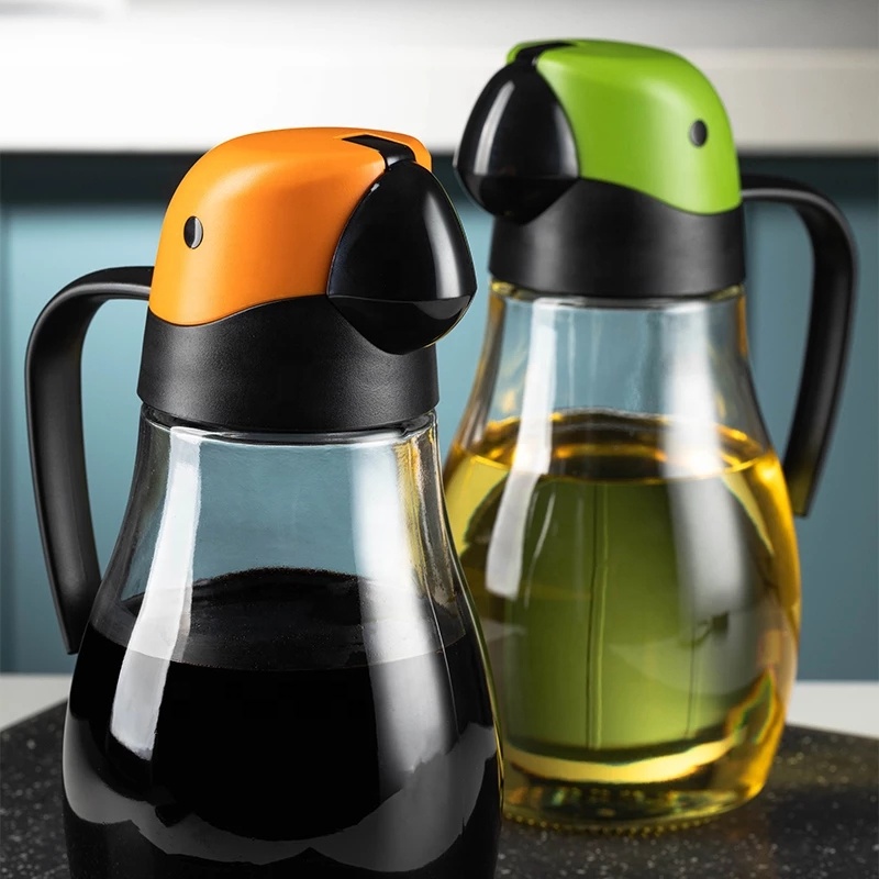 Parrot Design 20oz Glass Olive Oil Dispenser Bottle with Automatic Flip Lid for Kitchen