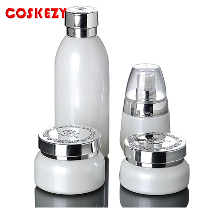Pearl White Luxury Gold Lid Custom 30g 50g Empty Glass Cosmetic Jar, White and Silver High Quality Glass Empty Jar