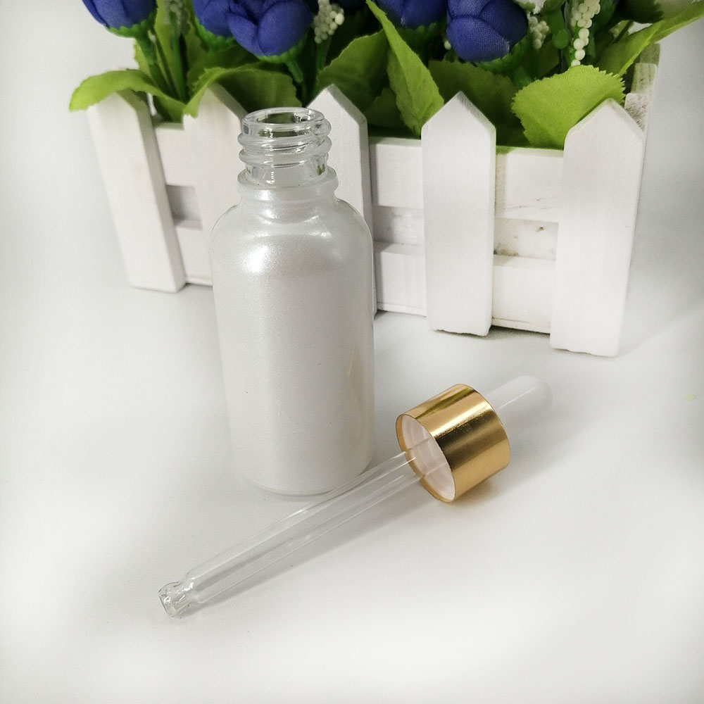 Pearlescent white glass dropper bottle 30ml cosmetic essential oil packaging container with gold lid and silicone top