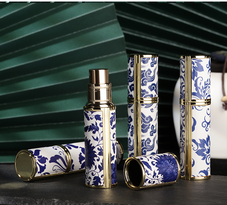 Perfume Bottle Atomizer for Travel - Pocket Mini Perfume Atomizer Scent Empty Spray Bottle for Men Women Traveling