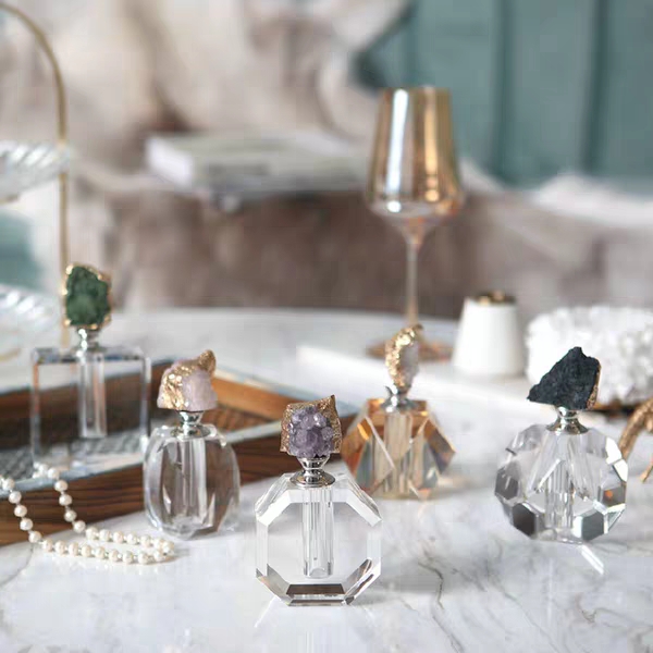 Perfume bottles natural crystal bottles with rose quartz stone lid