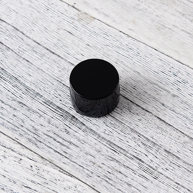 Personal Care Industrial 15g 20g 30g 50g Matte Black Facial Use glass Cosmetic Cream Jar With Black Lid
