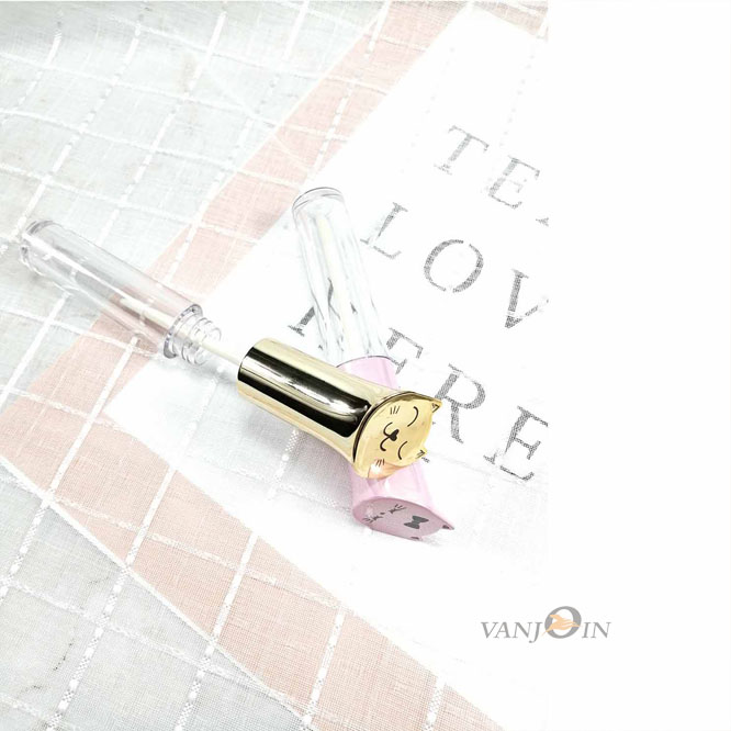 Pink Cat Brush And Clear Lip Balm Glaze Tube