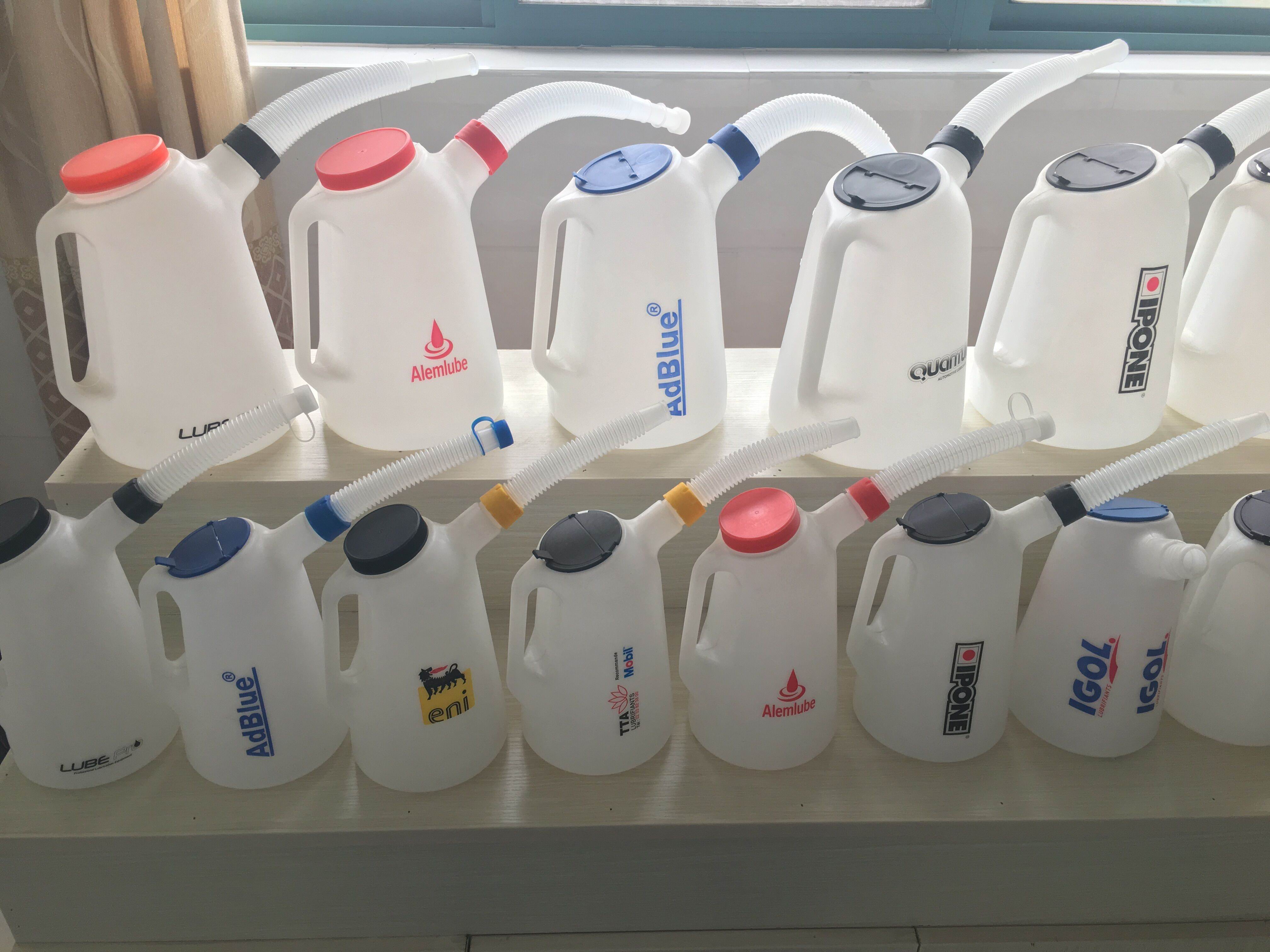 Plastic Oil Dispenser 5 Litre Oilcan Polyethylene Fluid Measure