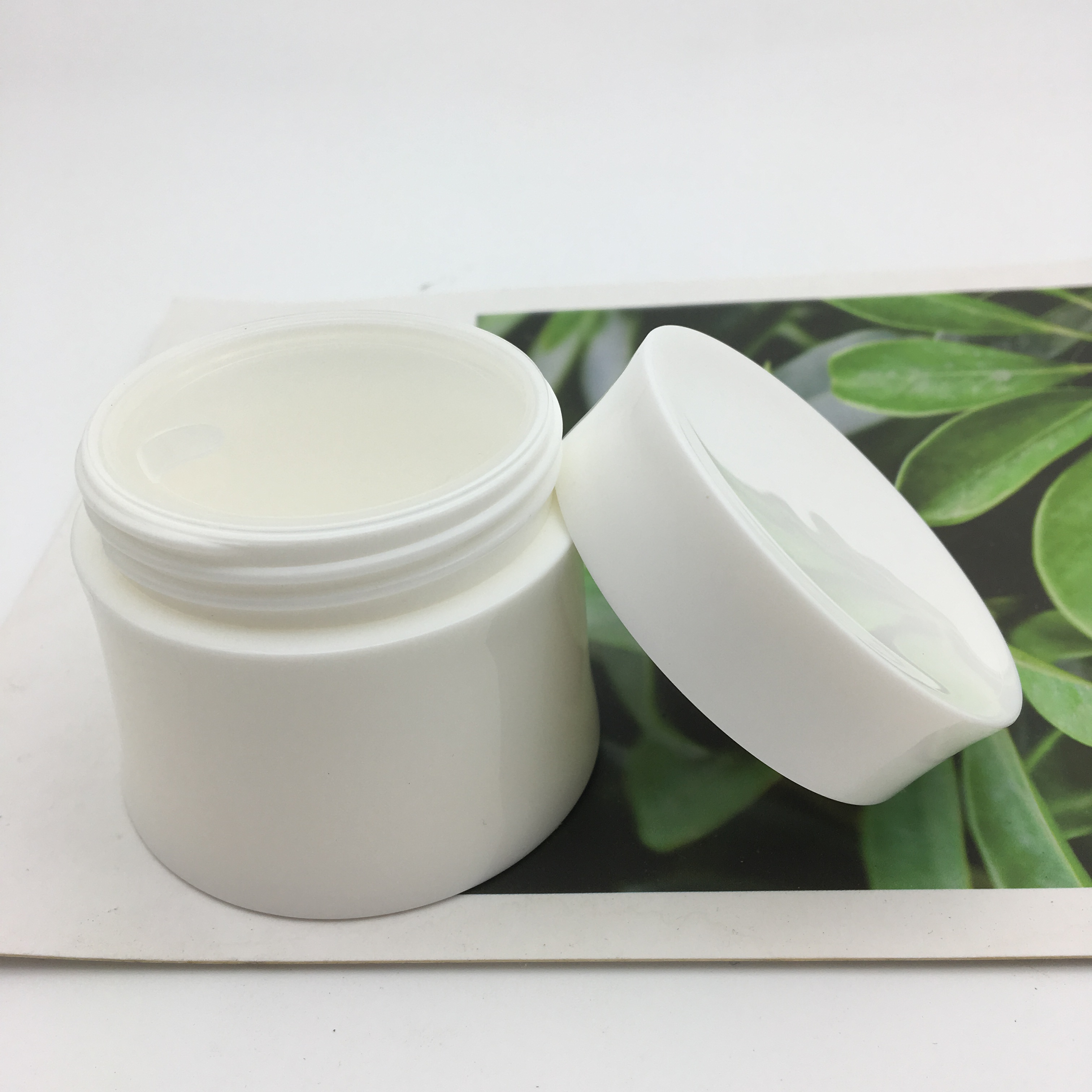 Plastic Pp Round Waist Royal Blue Color Cream Container Cosmetic Jar