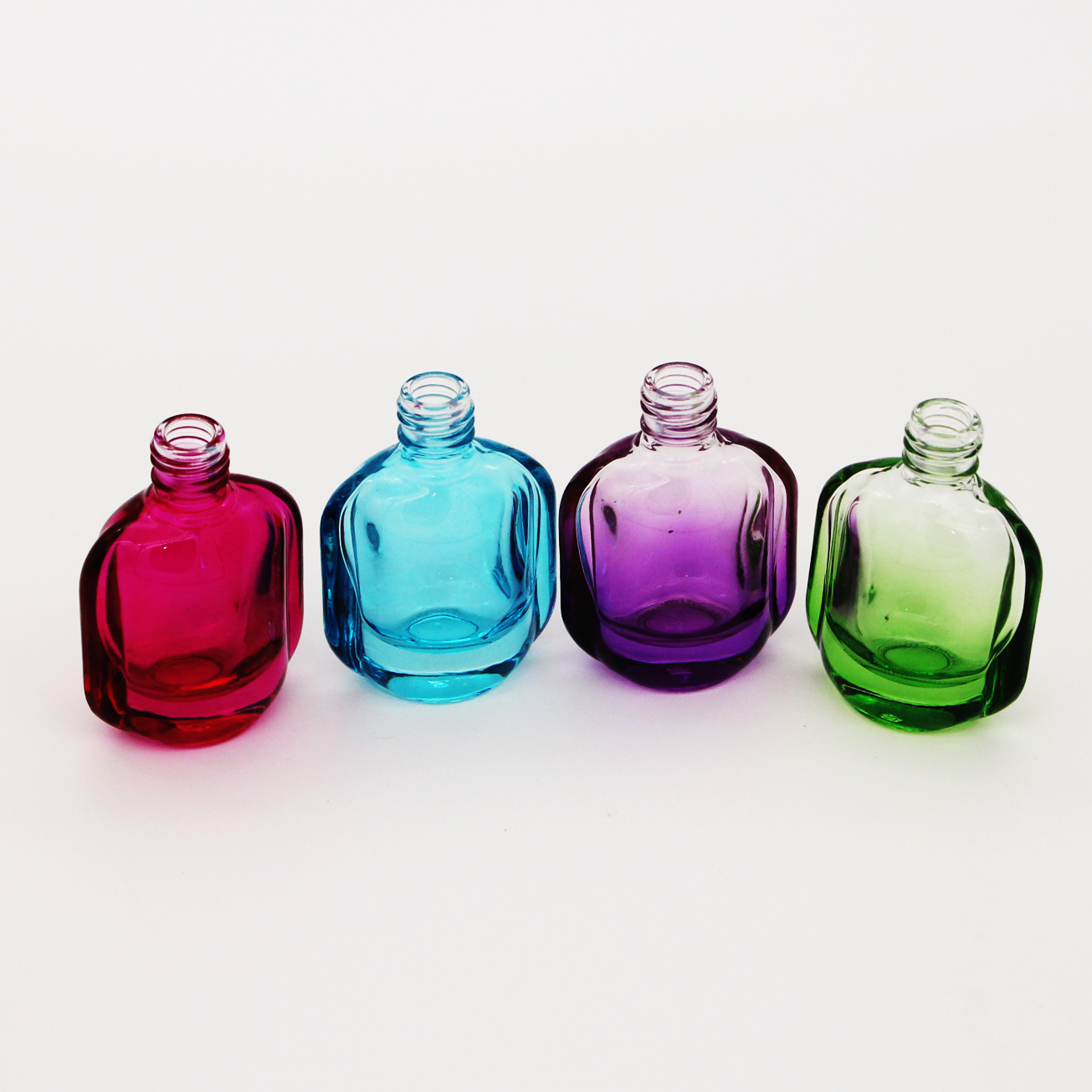 Popular 10ml empty packaging colored car hanging perfume glass bottle