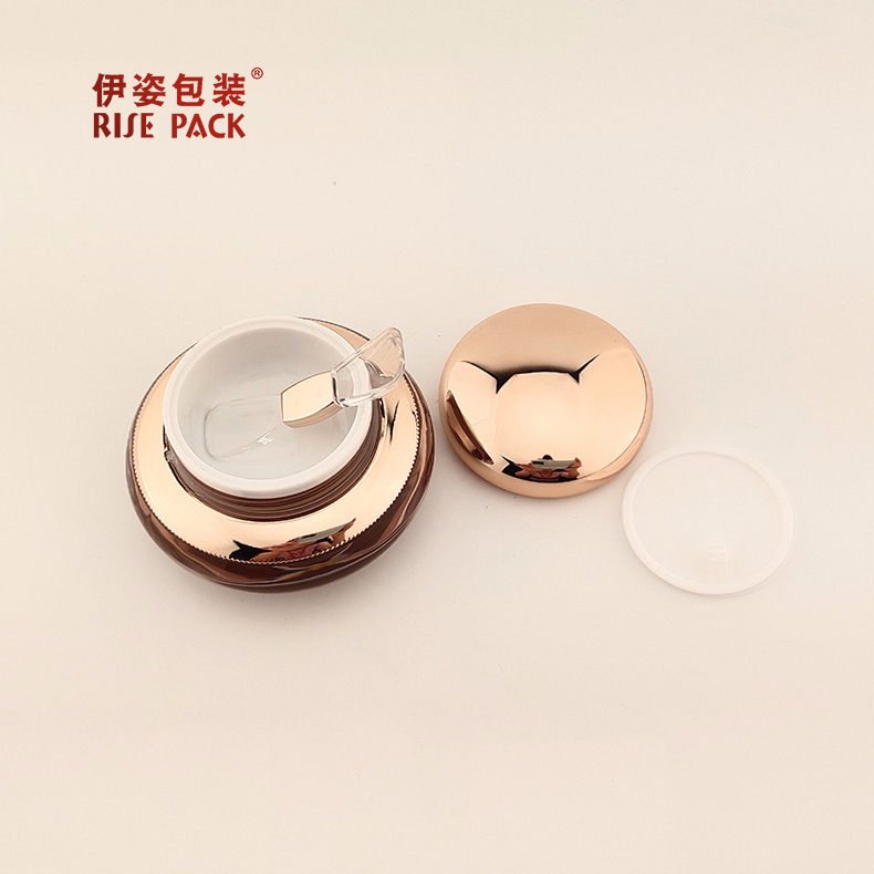 Popular Acrylic Cream Jar Korean Style Thick Wall With Magnetic Makeup Spoon On The Top Cap