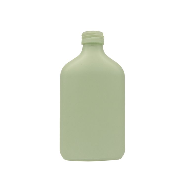 Popular Matte Black Bottle 200ml Flat Glass Flask Cold Brew Bottle For Whisky Coffee