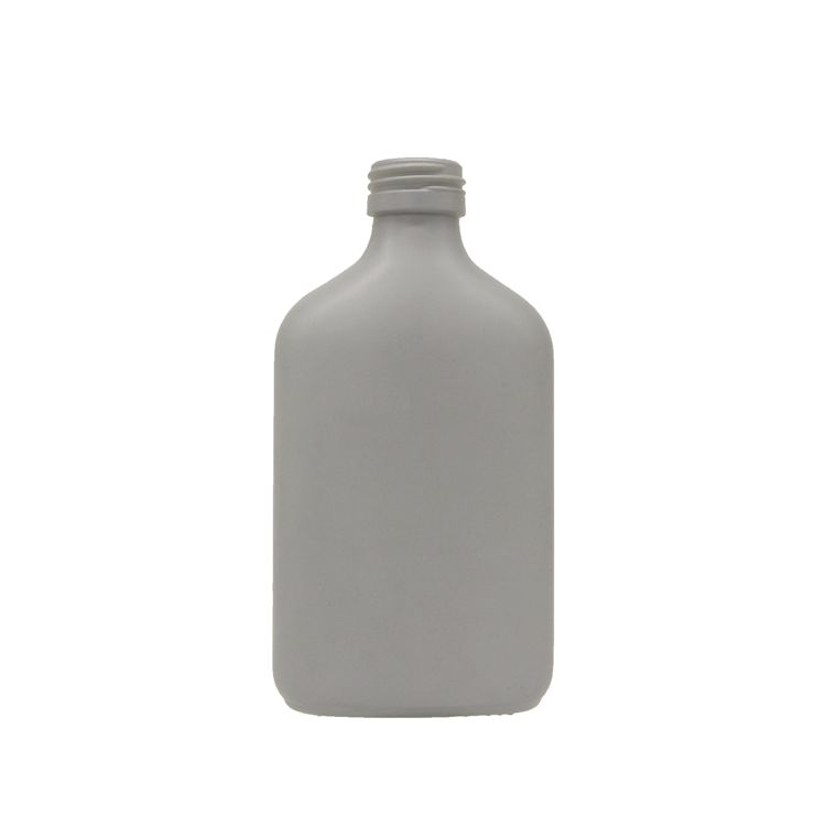 Popular Matte Black Bottle 200ml Flat Glass Flask Cold Brew Bottle For Whisky Coffee