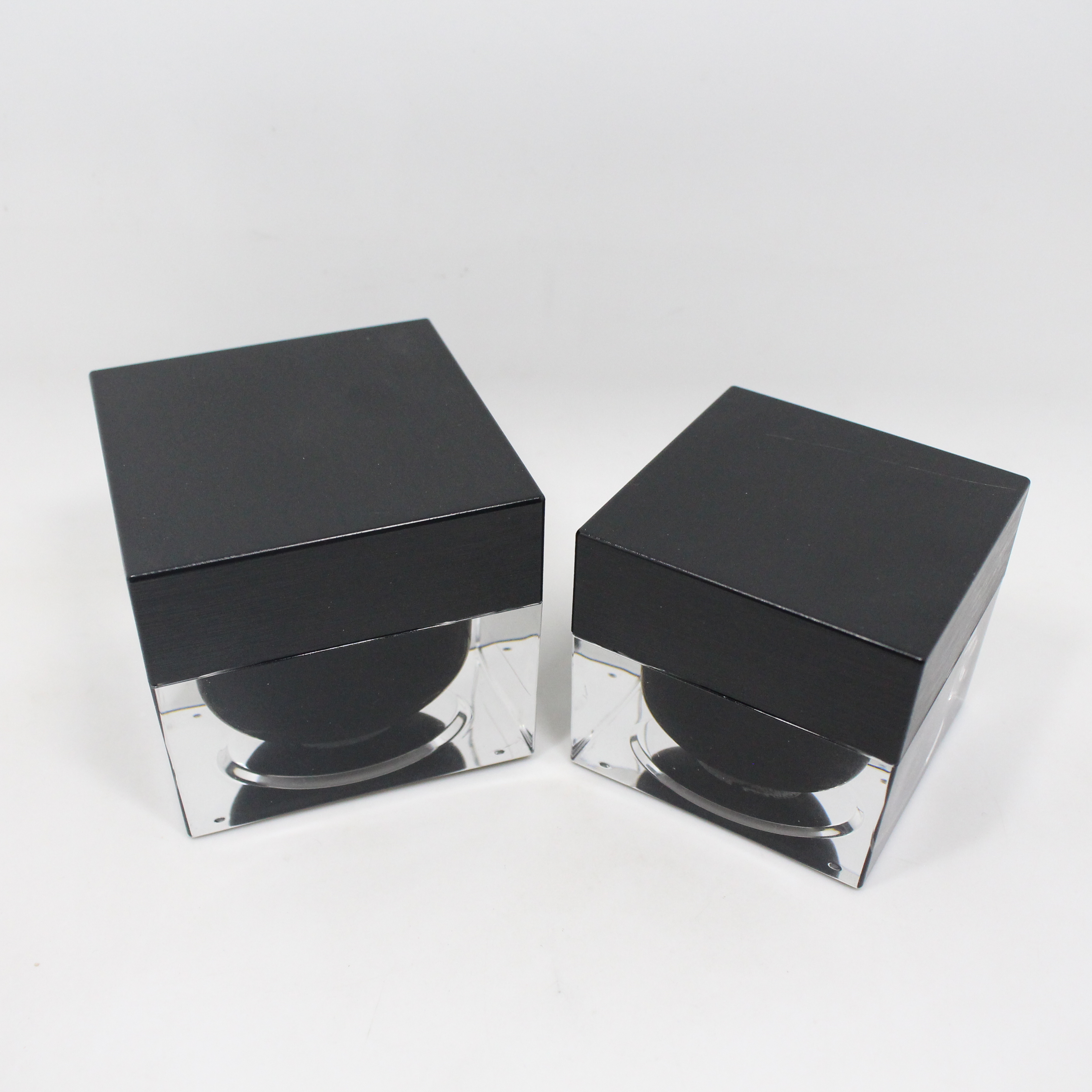 Popular round acrylic jar cosmetic cream jar 5ml 10ml 15ml 20ml 25ml 30ml 50ml