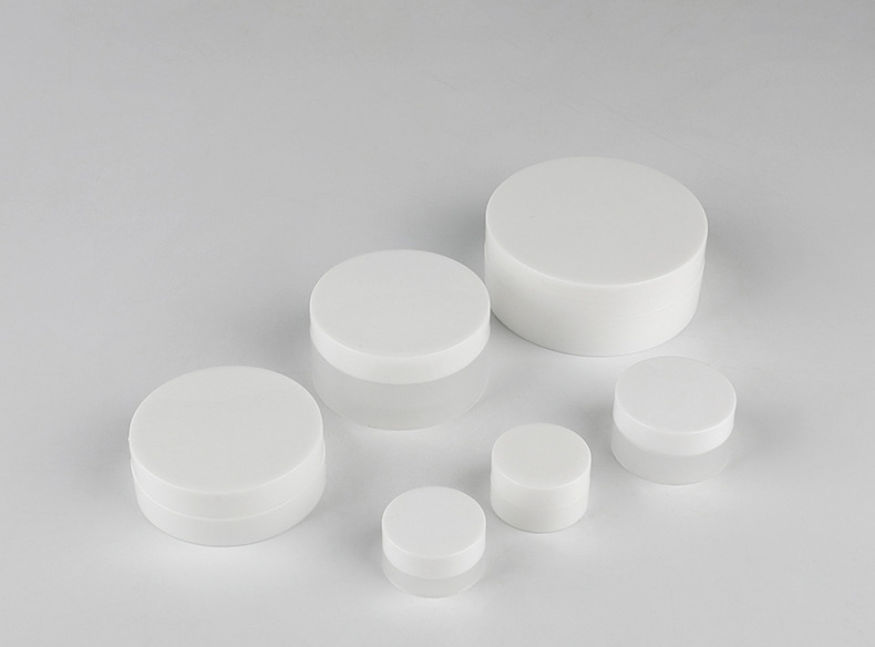 Popular style luxury white color 3g plastic cosmetic jar and bottle cosmetic packaging set for cream