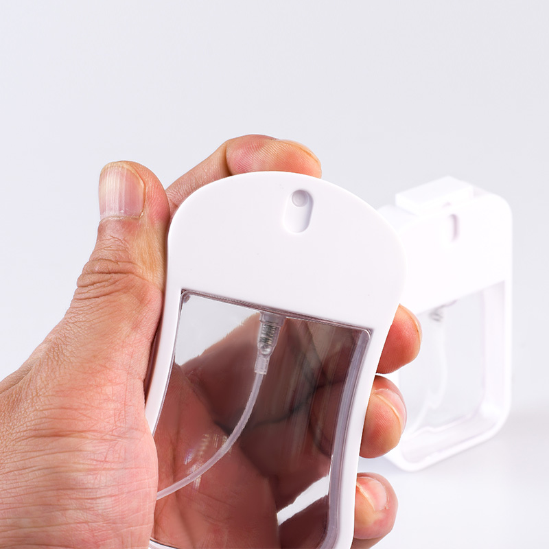 Portable cell phone shape credit card design 38ml 45ml clear perfume hand spray bottle
