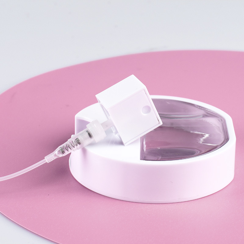 Portable cell phone shape credit card design 38ml 45ml clear perfume hand spray bottle