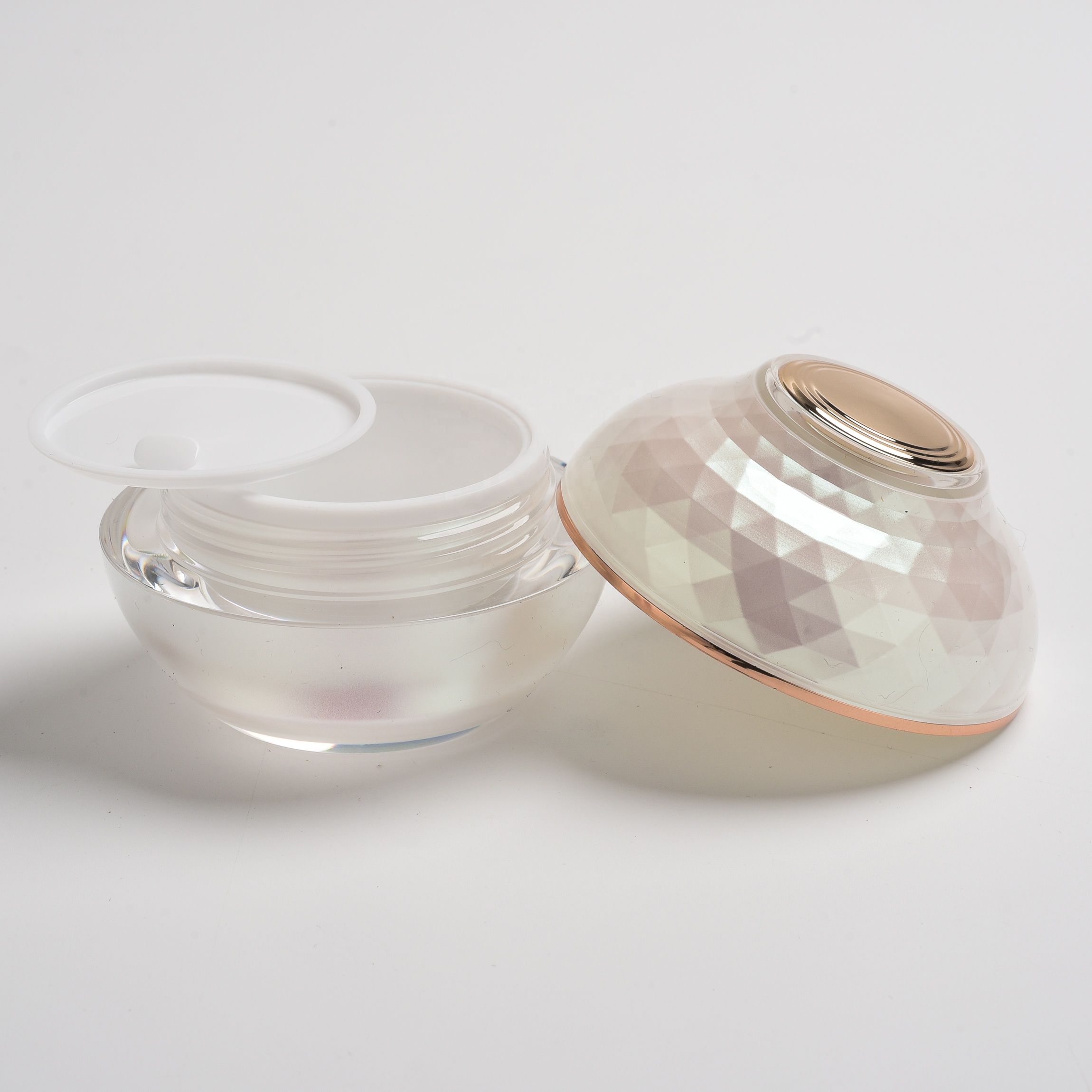 Pots et bouteilles de creme pour collier en or rose Ensemble de creme acrylique pour les soins de la peau