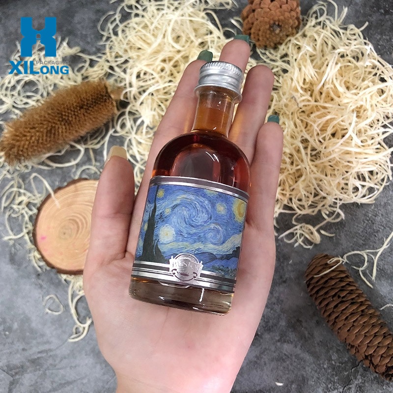 Premium 50 ML 100 Ml Vodka Screw Top Vodka/Rum/Whisky Glass Bottle Bottle With Cork