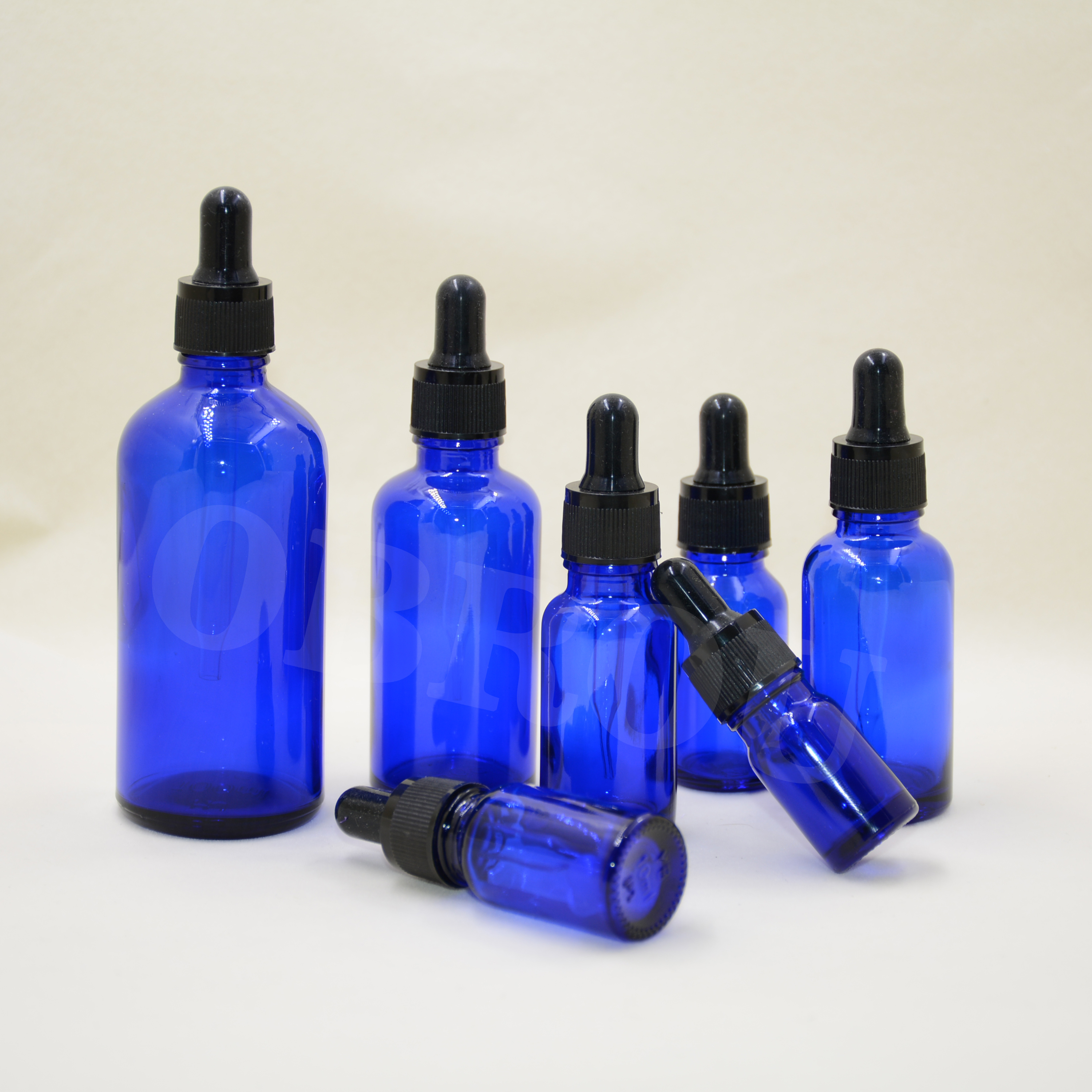 Premium 5ml 10ml 15ml 20ml 30ml 50ml 100ml essential beard oil glass dropper bottles essential oil bottle e liquid bottle
