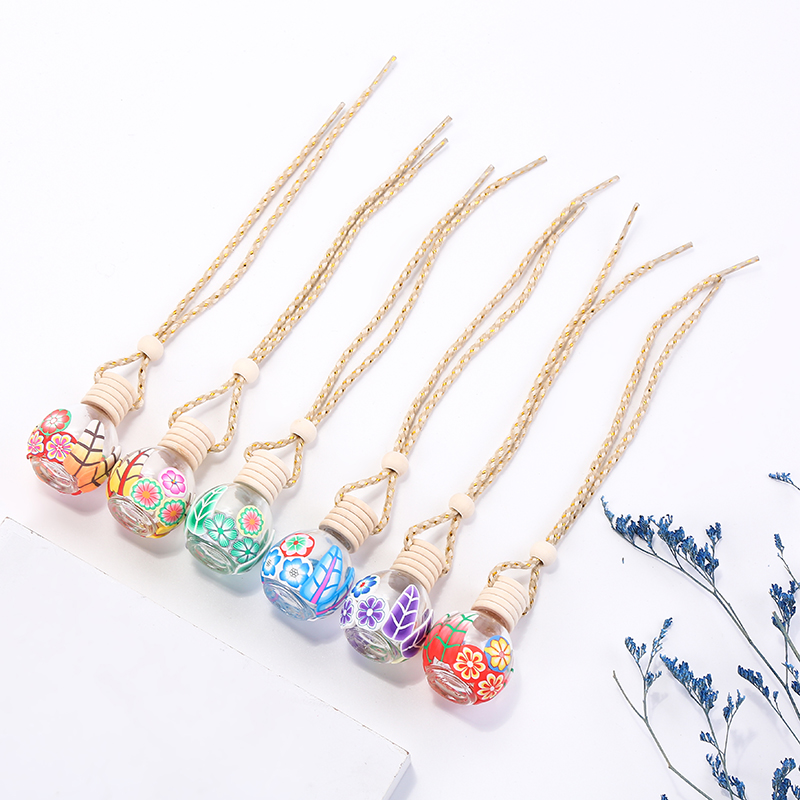 Pretty car perfume bottle hanging car air with wooden cap