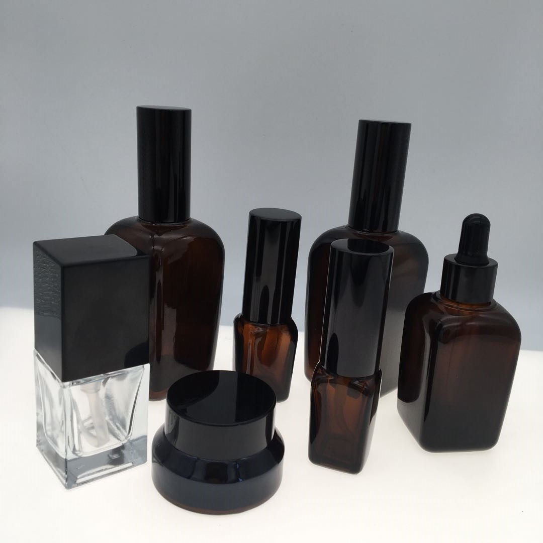 Professional 50Ml Cosmetic Foam With Pump Matte Black Glass Bottle Cap