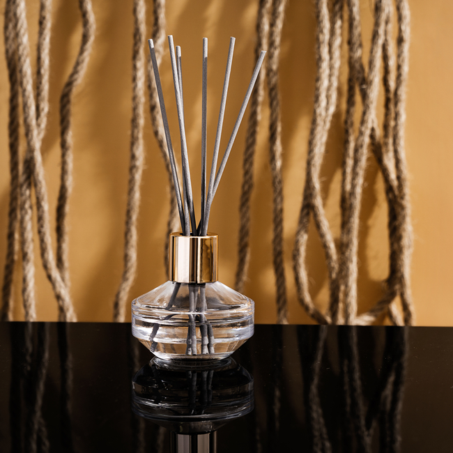 Professional Factory Directly Home Decorative Luxury Aroma Reed Diffuser Glass Bottle