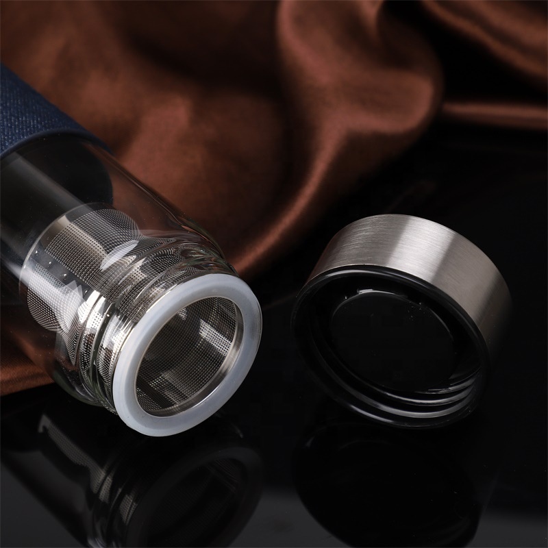 Promotion High quality single wall Borosilicate 480ml tea filter glass water bottle with handle string