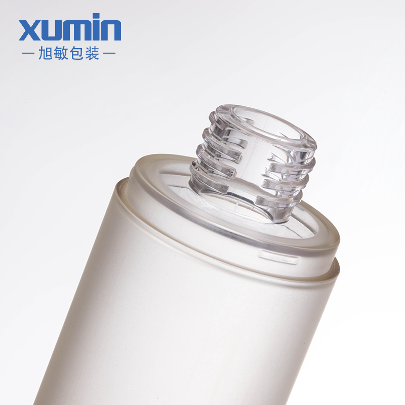 QQLR Private Label Airless Pump Bottle 30ml 50ml 80ml 100ml Cosmetic Airless Lotion Bottle Pump Bottle for Skin Care