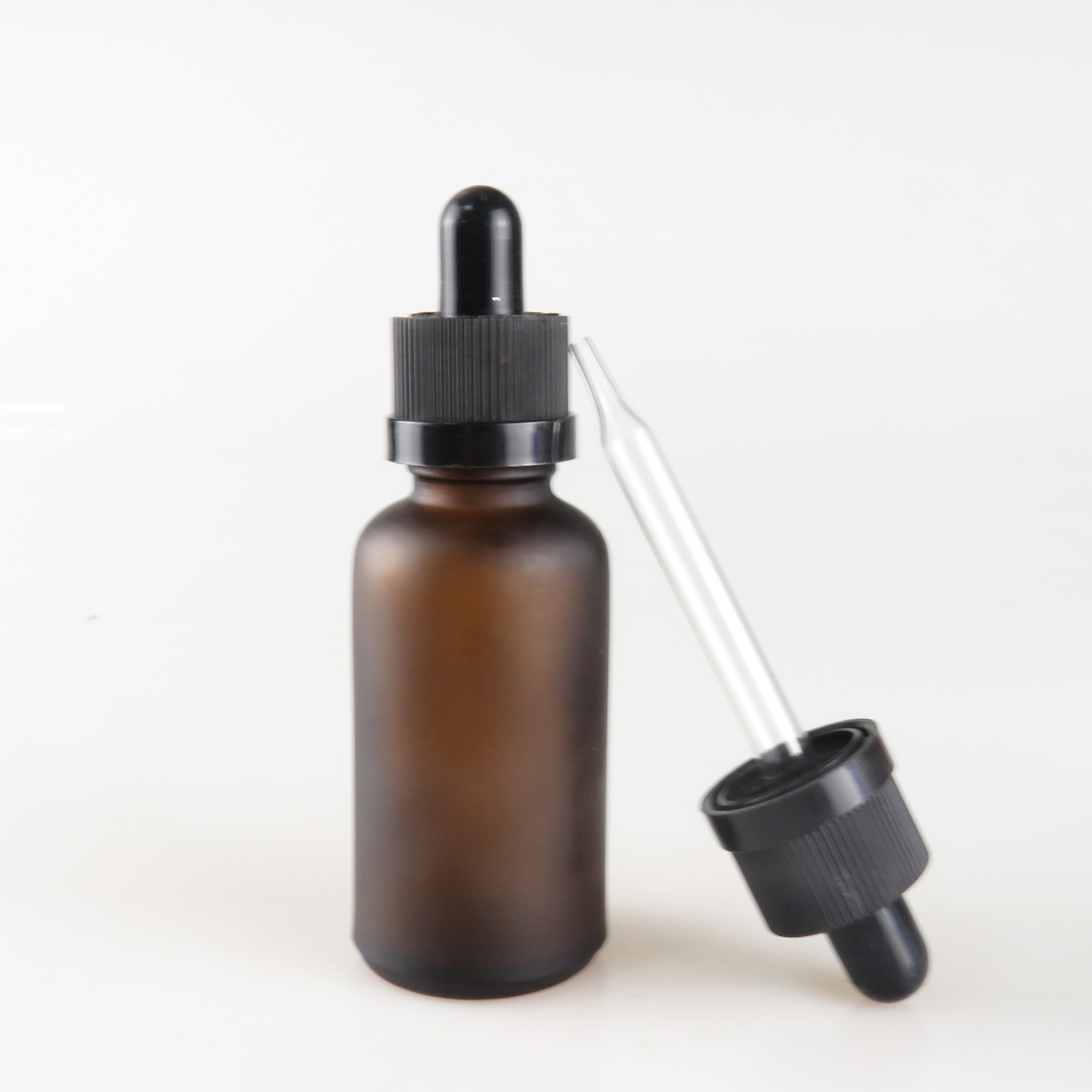 Ready to ship to USA 30ml amber glass dropper bottles for essential oil