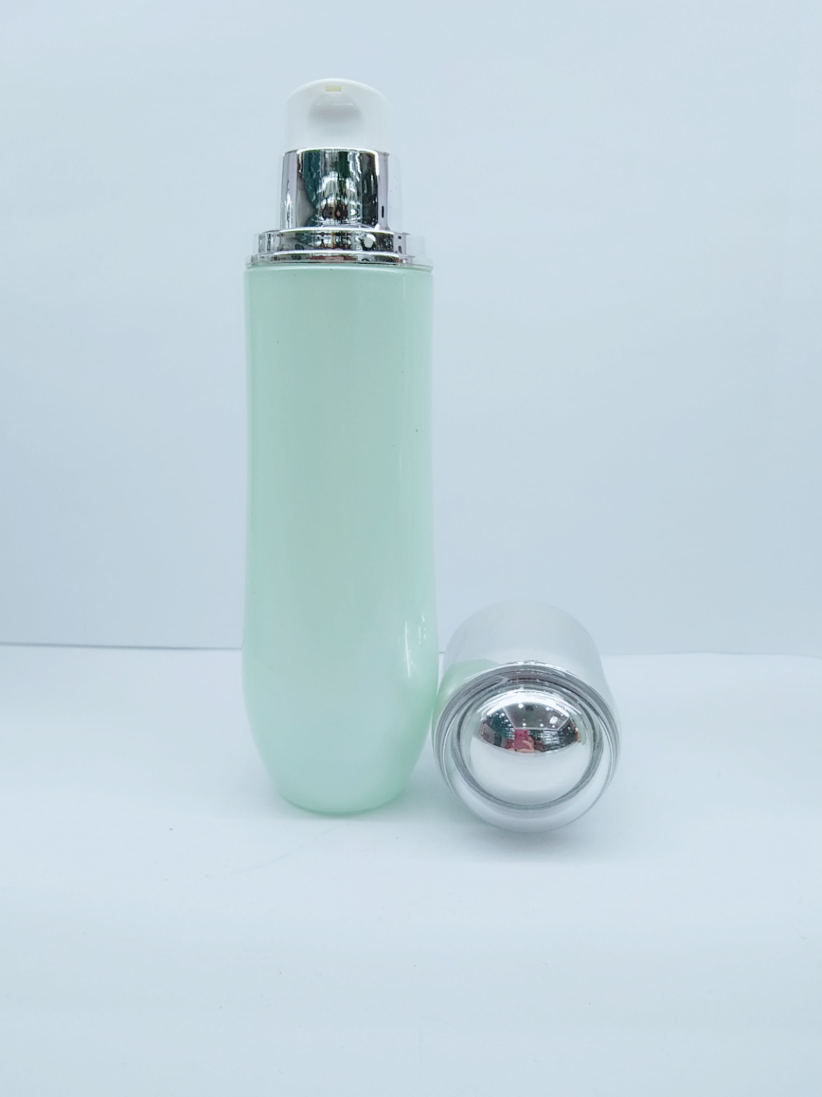 Recyclable Bottles Container Custom Green Body Glass Time Industrial Lead Surface Series