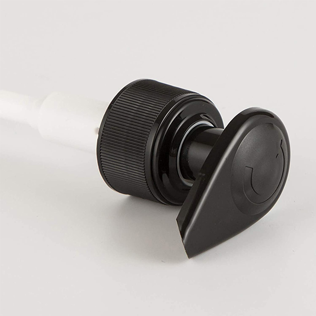 Recycle 500 ml lotion spray pump plastic bottle with hanger in stock