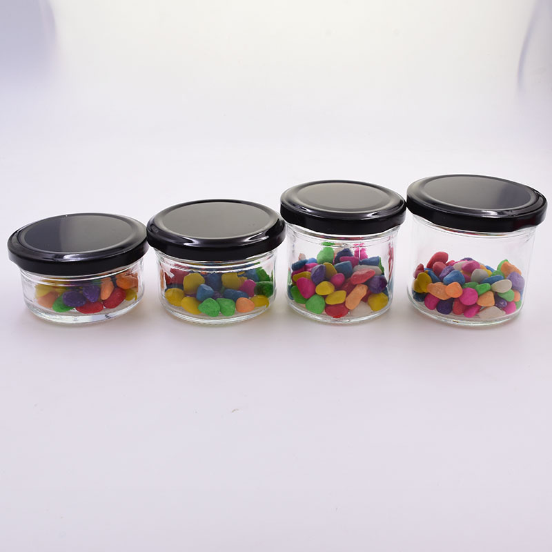 Recycled 75ml 100ml 110ml 150ml clear glass jar with screw top lid decorative mason jars food packaging bottles with black lids