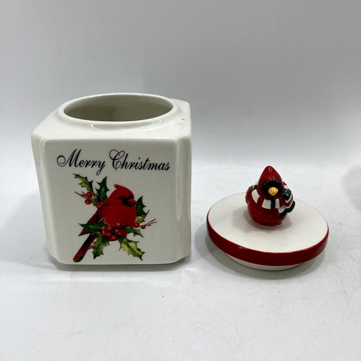Red bird ceramic storage jar for holiday decoration