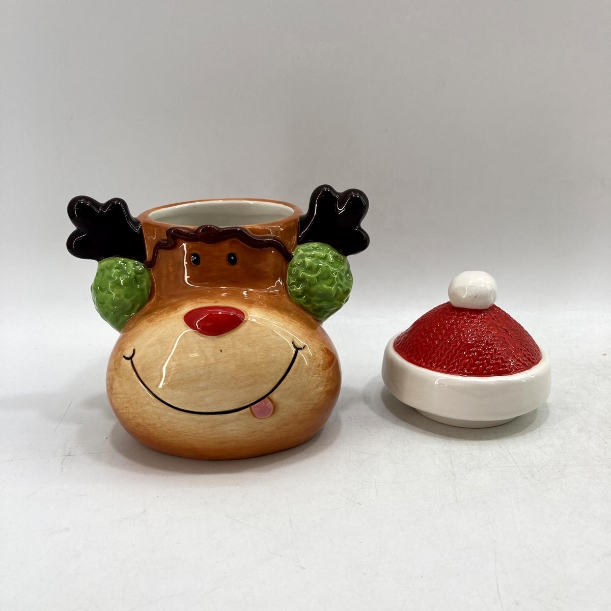 Red bird ceramic storage jar for holiday decoration