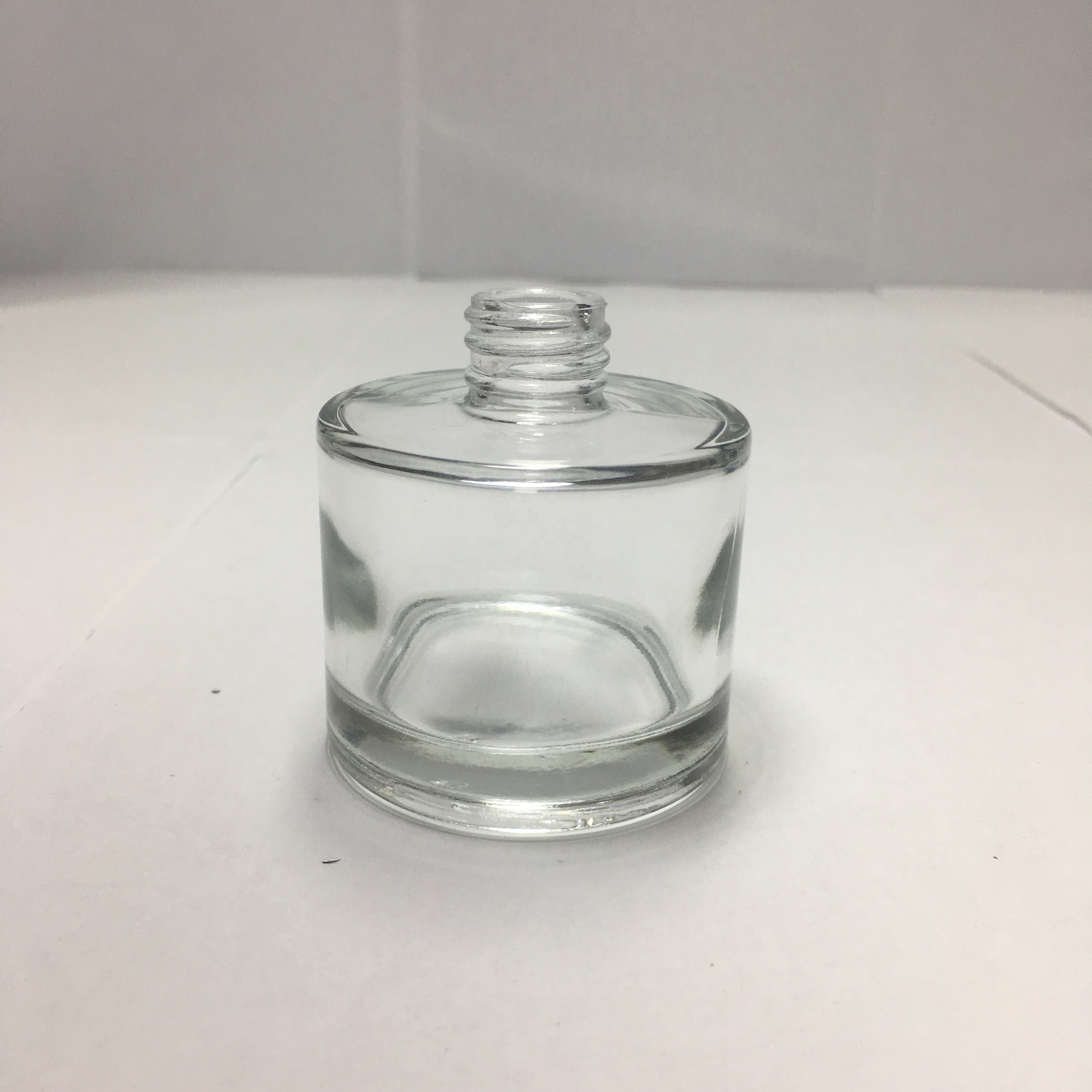 Reed Diffuser Bottle 100ml Cylinder Round Empty Glass with Screw Top,aroma Reed Diffuser Glass Perfume Screen Printing Screw Cap