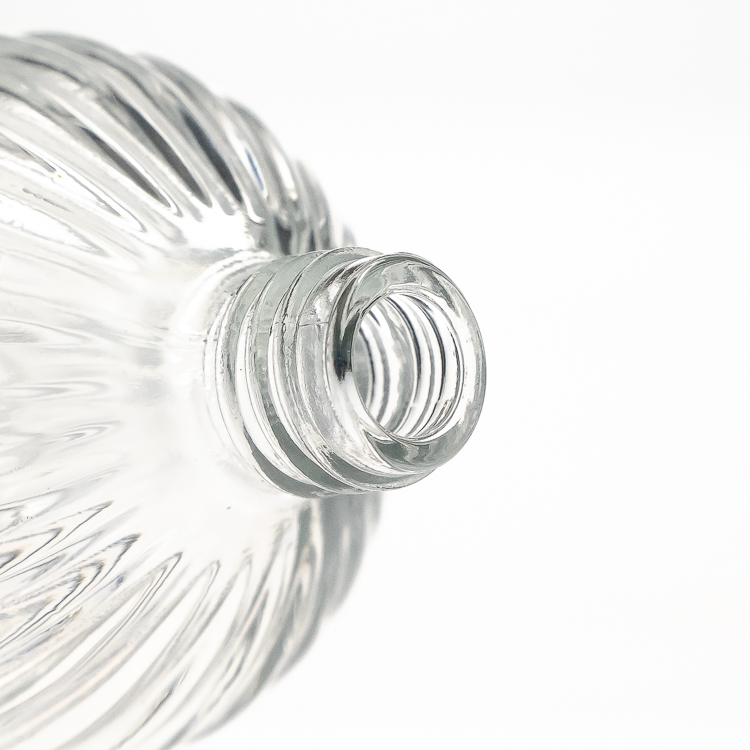 Refillable 50ml Round Ball Shaped Embossed Crystal Glass Spray Perfume Bottles