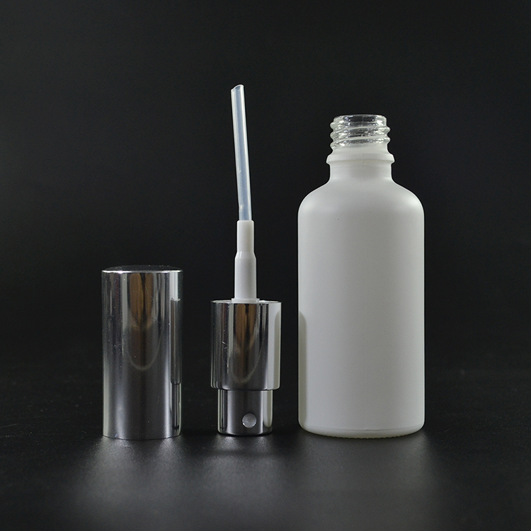 Refillable 5ml 10ml 15ml 20ml 30ml 50ml 100ml frosted white glass spray perfume bottle with aluminum white spray cap