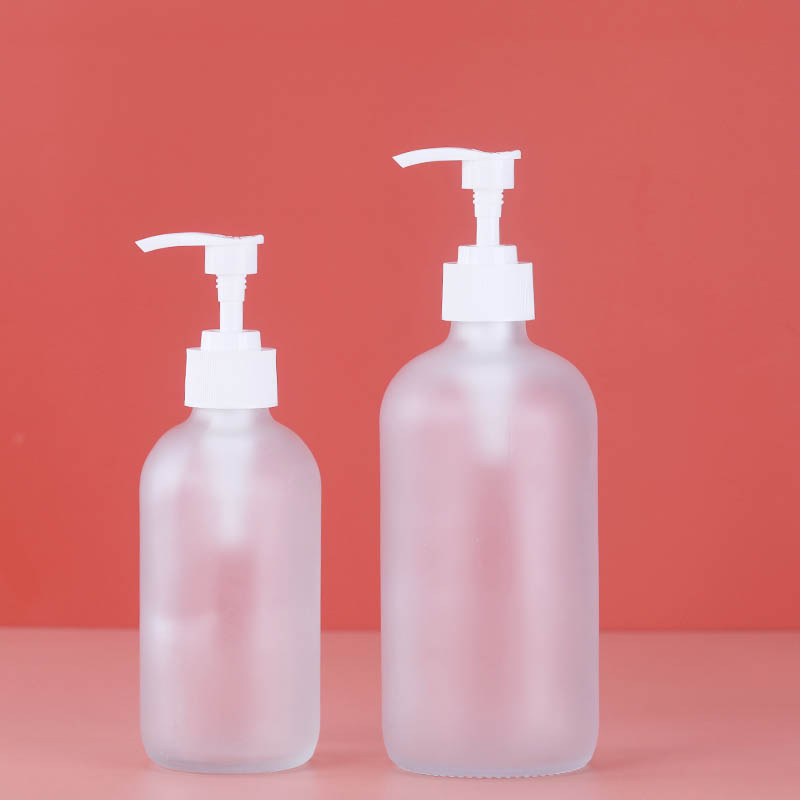 Refillable Glass Pump Bottles 16 oz 8 oz Black Glass Boston Bottles with Pumps for Essential Oils, Bath, Shampoo, Lotion