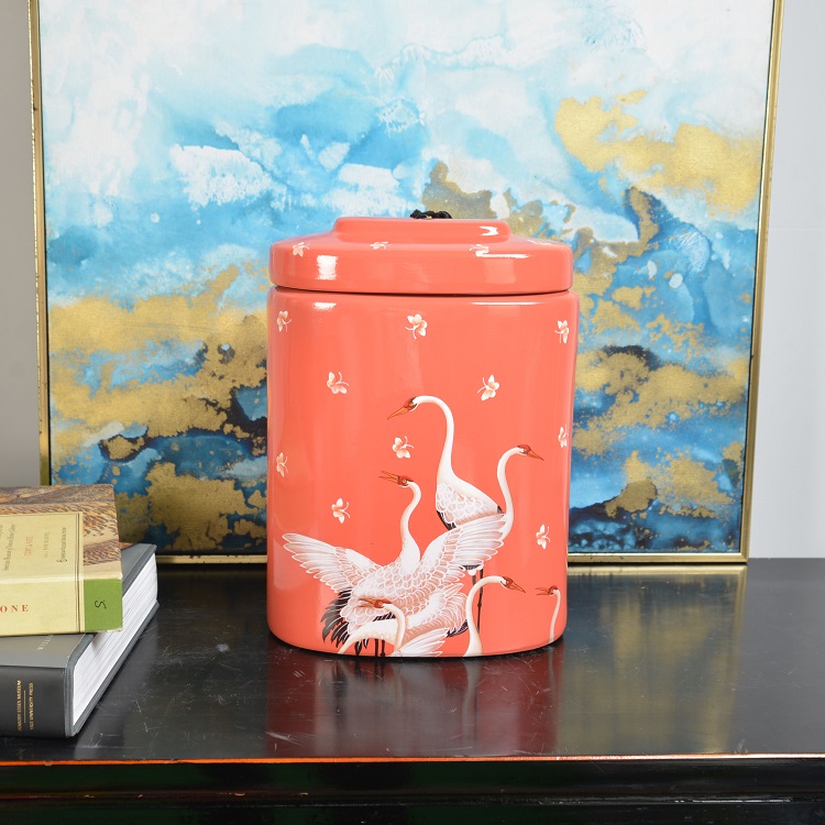 Retail home decorative porcelain ceramic storage jars