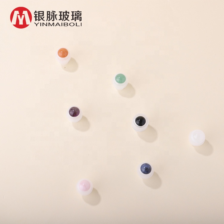 Roller Bottle For Essential Oils Clear Glass Roller Bottles With Plastic lids Natural Crystal Gemstone Roller Balls Top